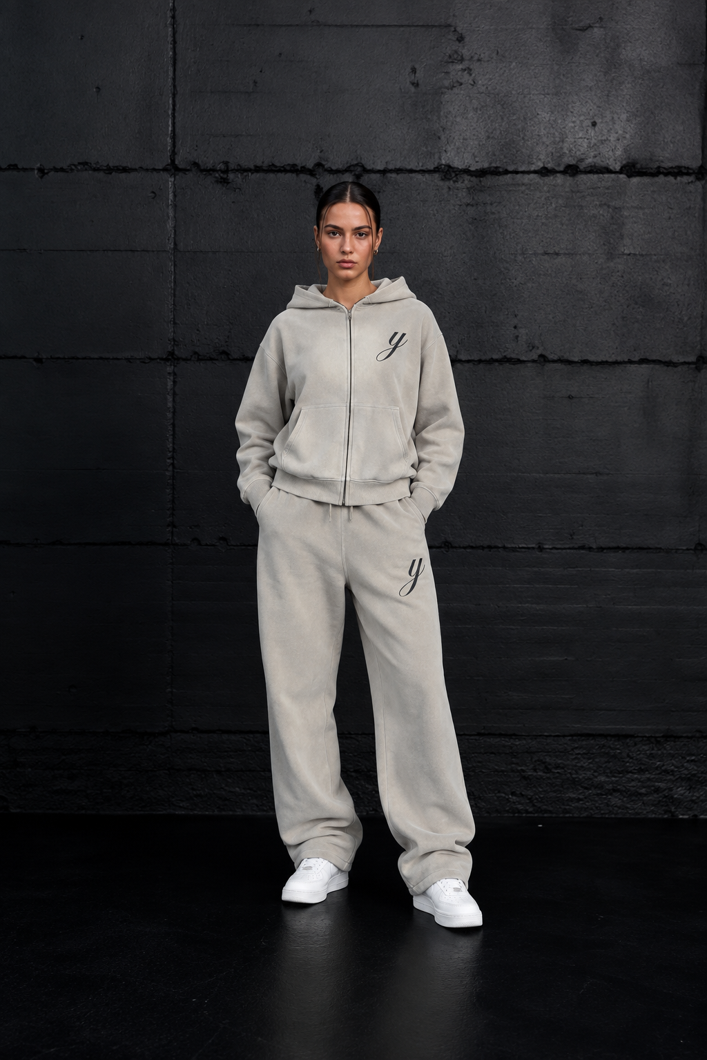 trackie washed grey